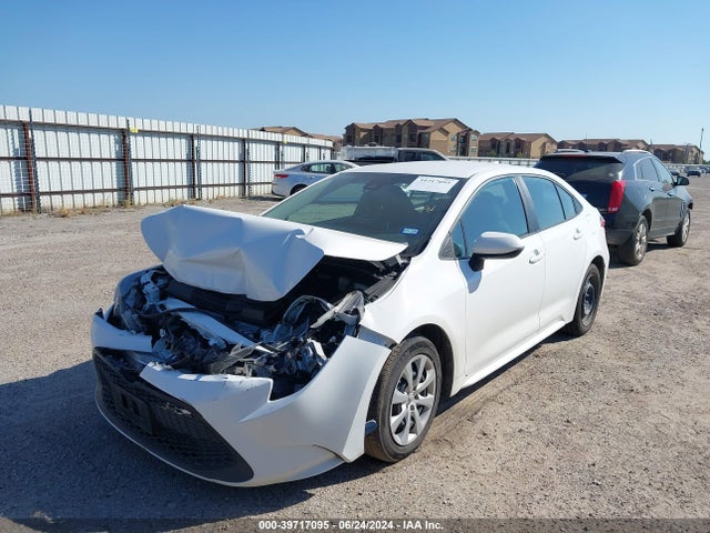 Toyota COROLLA LE 2021 5YFEPMAE6MP259820 Image 2