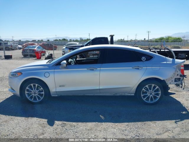 3FA6P0PU4JR110409 Ford Fusion Energi Se Luxury