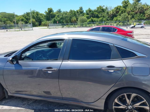 2HGFC2F87KH555540 Honda Civic Sport