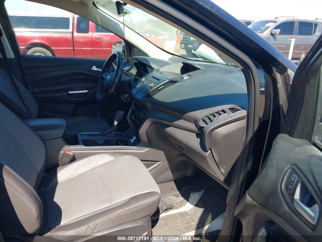 Ford ESCAPE SE 2017 1FMCU9GD1HUB82869 Image 5