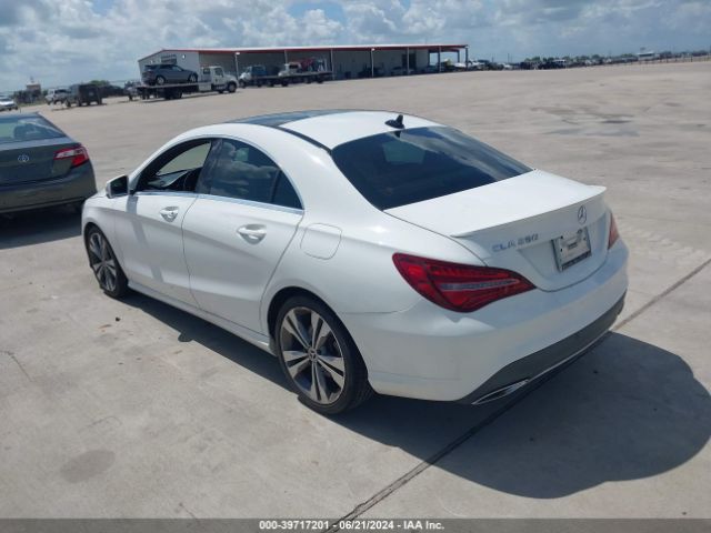 WDDSJ4EB9KN750757 Mercedes-Benz CLA 250