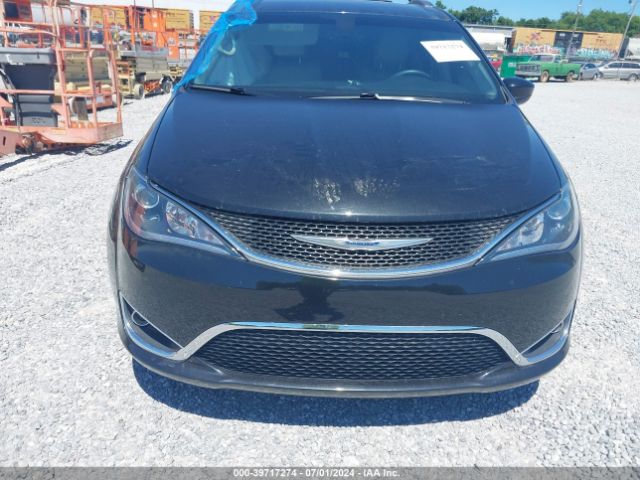 2C4RC1EG3JR312458 Chrysler Pacifica Touring L Plus