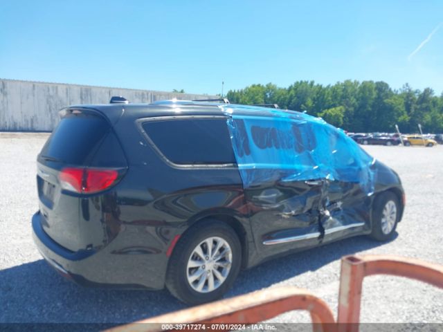 2C4RC1EG3JR312458 Chrysler Pacifica Touring L Plus