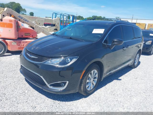 2C4RC1EG3JR312458 Chrysler Pacifica Touring L Plus