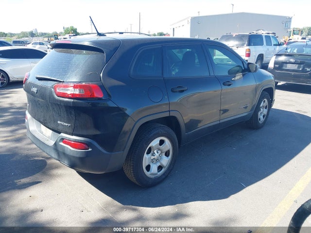 1C4PJMAB2FW552107 Jeep Cherokee Sport