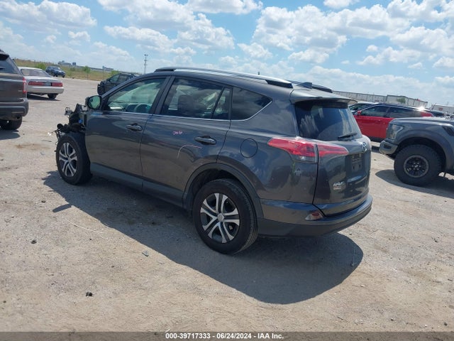 Toyota RAV4 LE 2018 JTMZFREV6JJ724043 Image 3