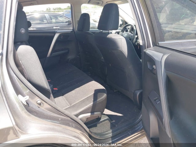 Toyota RAV4 LE 2018 JTMZFREV6JJ724043 Image 8