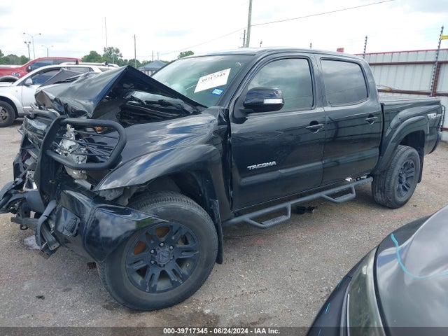 Toyota Tacoma Prerunner V6 2015 5TFJU4GN0FX077260 Image 2