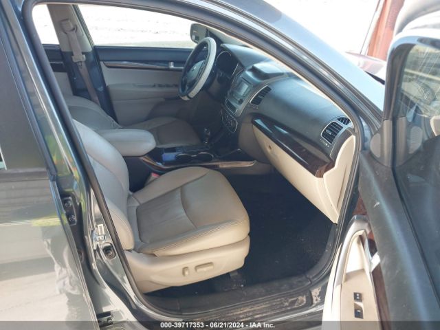 5XYKU4A7XFG560823 KIA Sorento Ex V6
