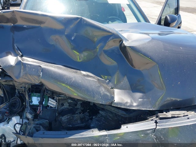 3MZBN1L32JM272891 Mazda Mazda3 Touring