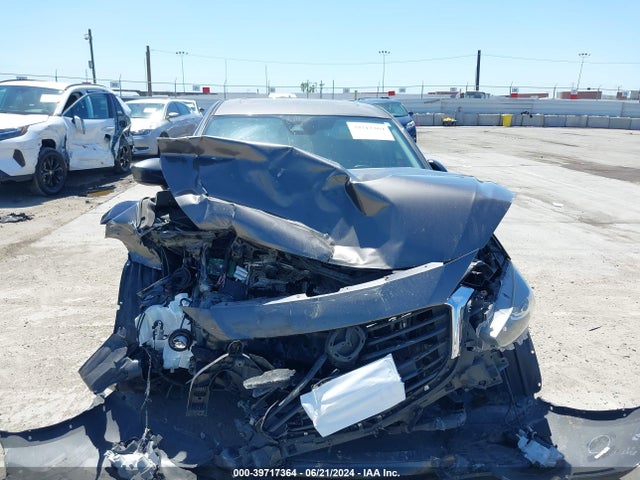 3MZBN1L32JM272891 Mazda Mazda3 Touring