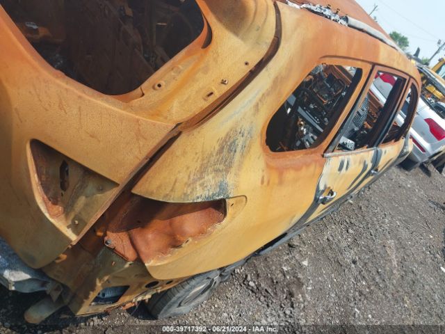 5N1DR2MN7JC642686 Nissan Pathfinder Sl
