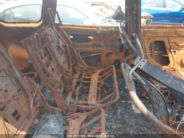 5N1DR2MN7JC642686 Nissan Pathfinder Sl
