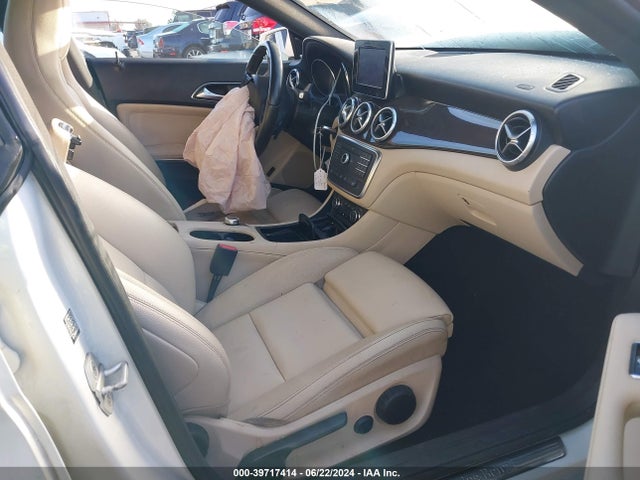 WDDSJ4EB1GN293594 Mercedes-Benz CLA 250