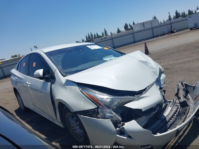 Toyota Prius Two 2017 JTDKBRFU1H3544356 Image 13