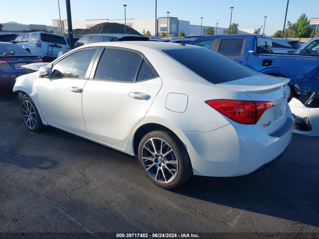 Toyota Corolla Se Special Edition 2017 5YFBURHE2HP614471 Image 3