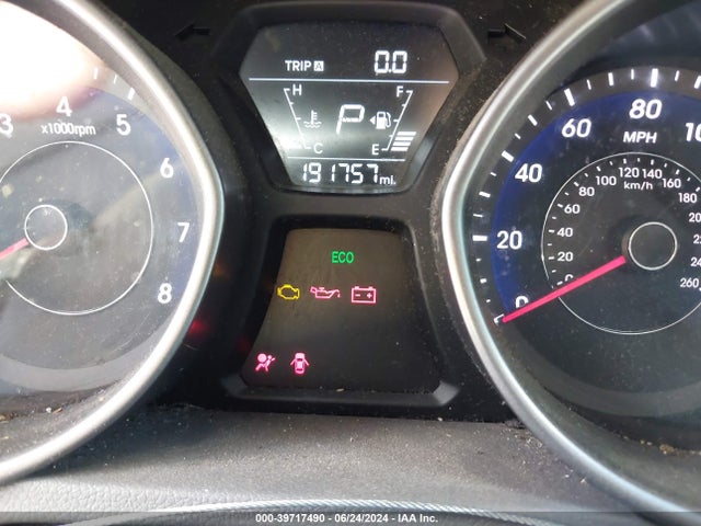 Hyundai ELANTRA SE 2015 5NPDH4AE1FH551223 Image 7