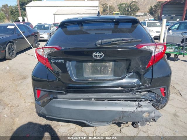 JTNKHMBX1L1067753 Toyota C-HR XLE