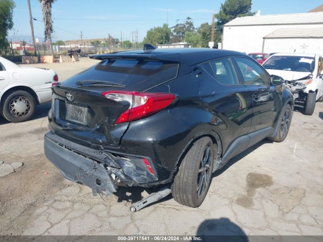JTNKHMBX1L1067753 Toyota C-HR XLE