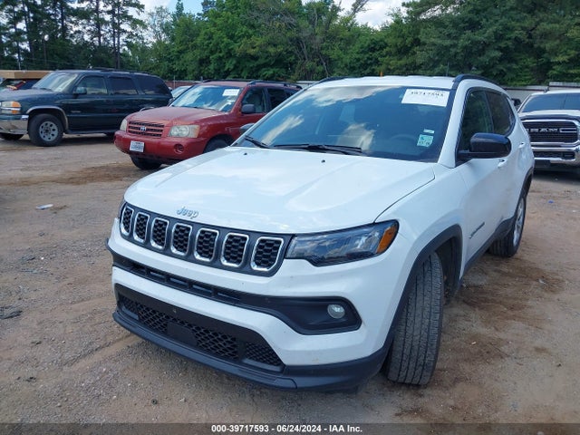 3C4NJDBN4RT132844 Jeep Compass Latitude 4x4