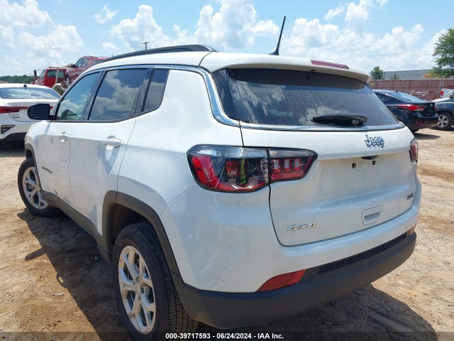 3C4NJDBN4RT132844 Jeep Compass Latitude 4x4