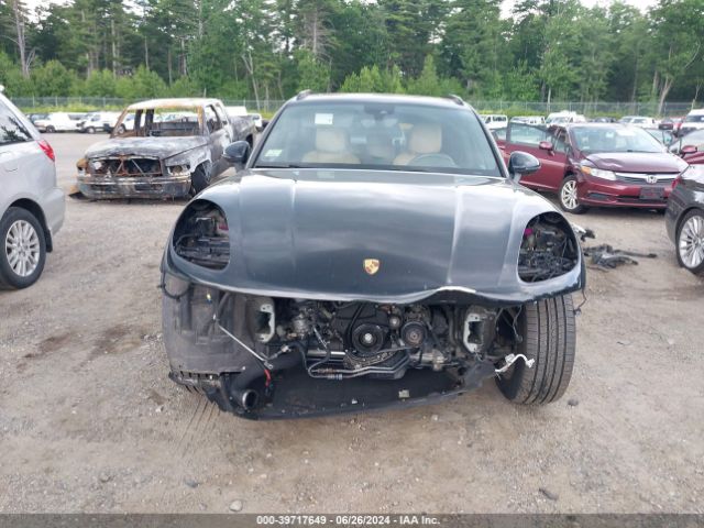WP1AA2A57JLB08847 Porsche Macan