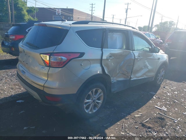 Ford ESCAPE SE 2017 1FMCU0GD5HUC09342 Image 4