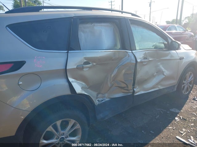 Ford ESCAPE SE 2017 1FMCU0GD5HUC09342 Image 6