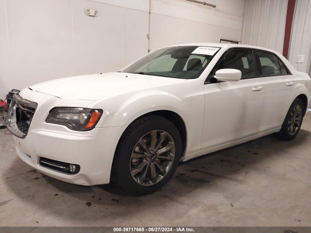 Chrysler 300 300s 2014 2C3CCAGG7EH341948 Image 2