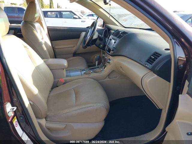Aukcja sprzedaży 2013 Toyota Highlander Se V6, vin: 5TDBK3EH0DS217182, numer aukcji: 39717689