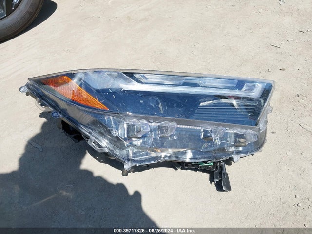 4T3E6RFV6NU100568 Toyota Rav4 Hybrid Xse