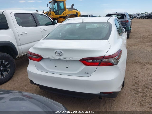 Toyota CAMRY LE 2024 4T1C11AK5RU883885 Image 16