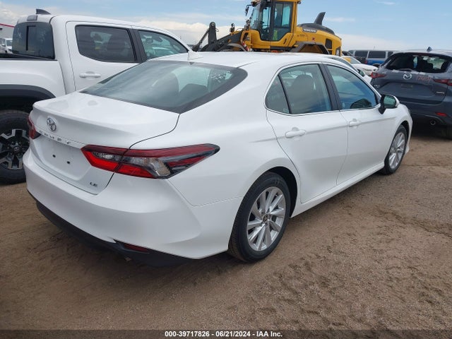 Toyota CAMRY LE 2024 4T1C11AK5RU883885 Image 4