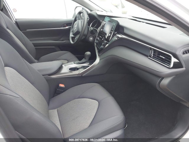 Toyota CAMRY LE 2024 4T1C11AK5RU883885 Image 5