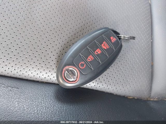 5N1DR2MM6KC652280 Nissan Pathfinder Sl