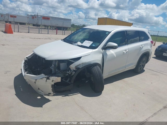 Toyota Highlander Le Plus 2017 5TDZZRFH0HS194374 Image 2