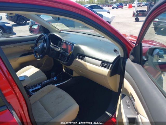 JA4AD3A30HZ037182 Mitsubishi Outlander Se