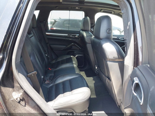 2011 PORSCHE CAYENNE WP1AC2A21BLA88256 Photo 7
