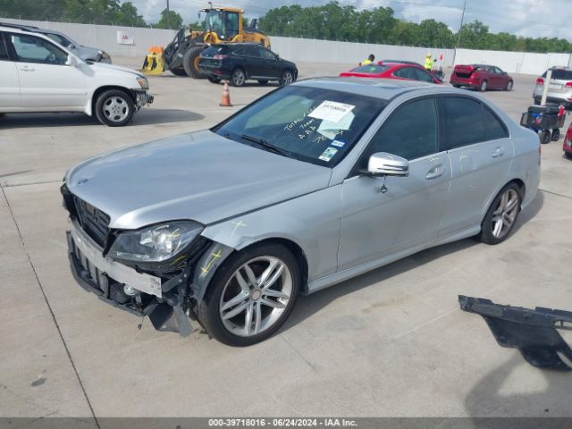 WDDGF4HB3EA938074 Mercedes-Benz C 250 Luxury/sport