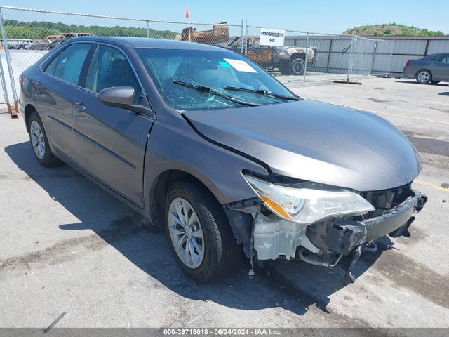 Toyota CAMRY LE 2017 4T1BF1FK5HU428037 головне зображення