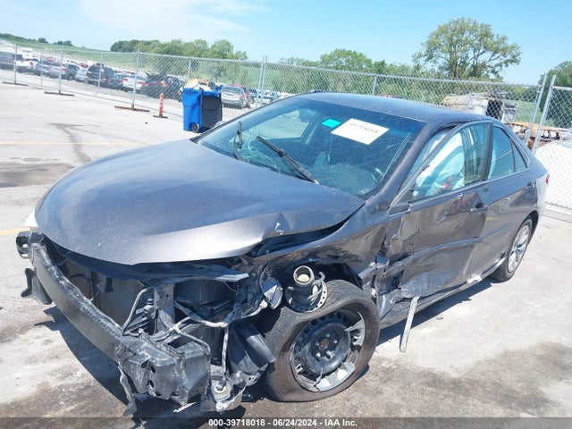 Toyota CAMRY LE 2017 4T1BF1FK5HU428037 Image 2