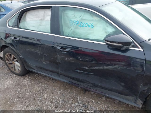 1VWBA7A38JC042307 Volkswagen Passat 2.0t Se