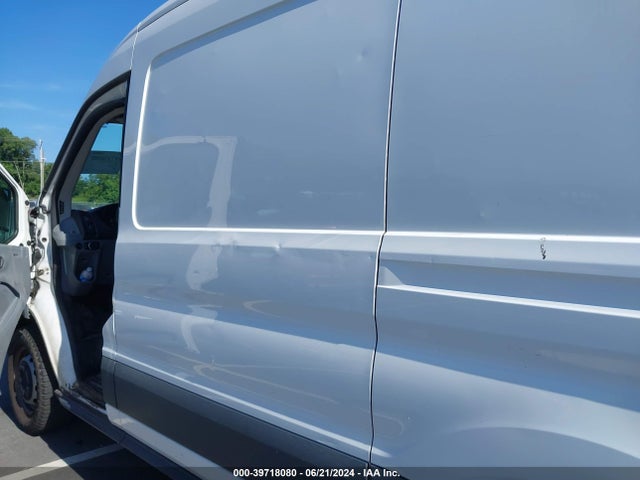 Ford Transit-250 2017 1FTYR1CM8HKB20836 Image 18