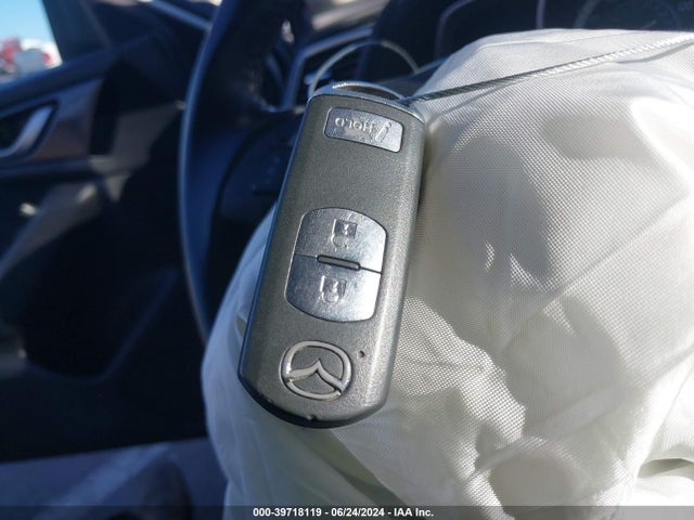 Mazda Mazda3 I Touring 2015 JM1BM1L75F1256617 Image 11