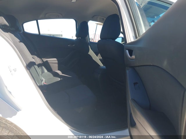 Mazda Mazda3 I Touring 2015 JM1BM1L75F1256617 Image 8