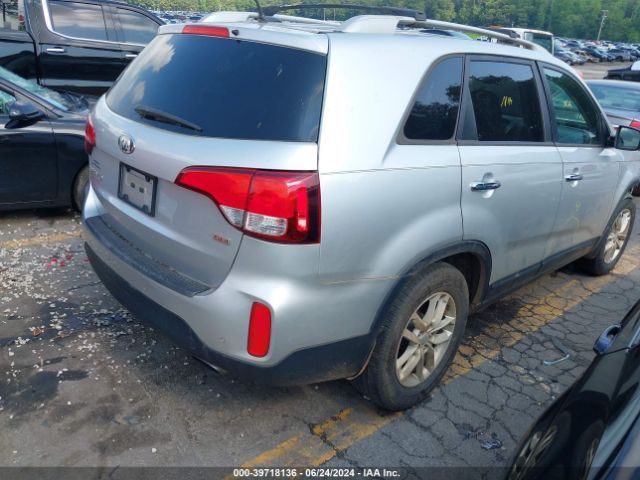5XYKT4A6XEG436219 KIA SORENTO LX