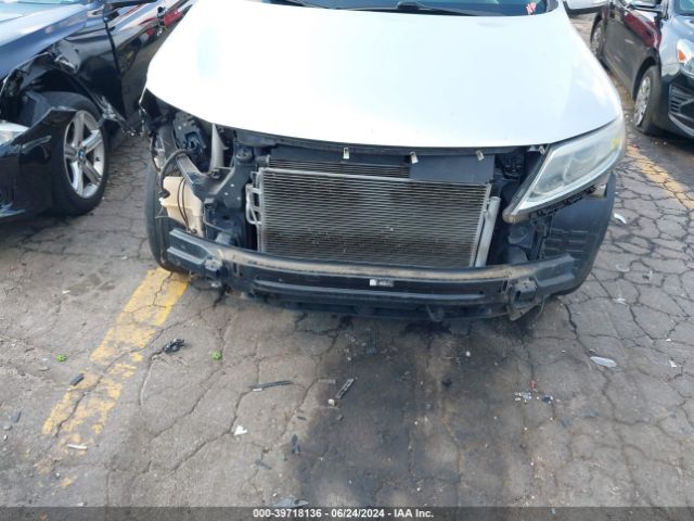 5XYKT4A6XEG436219 KIA SORENTO LX