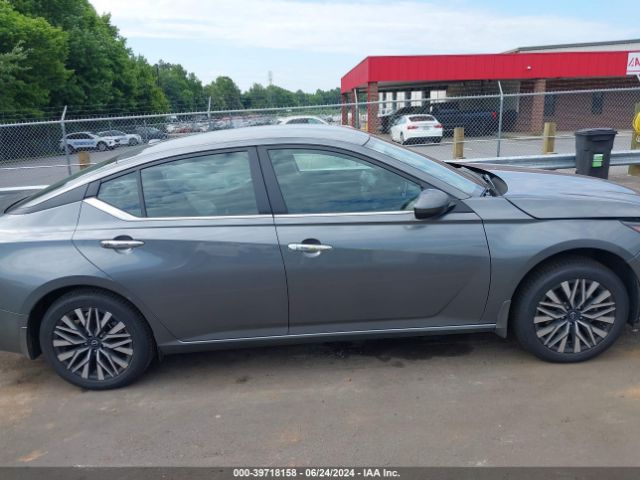 1N4BL4DV9PN314133 Nissan Altima Sv Fwd