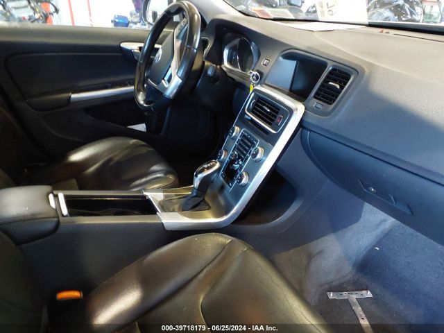 YV126MFK5F1344296 Volvo S60 T5 Premier