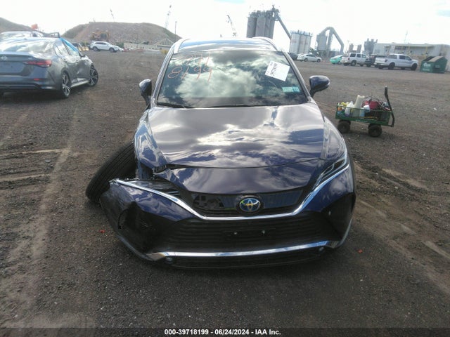 Toyota Venza Limited 2023 JTEAAAAH1PJ132762 Image 12